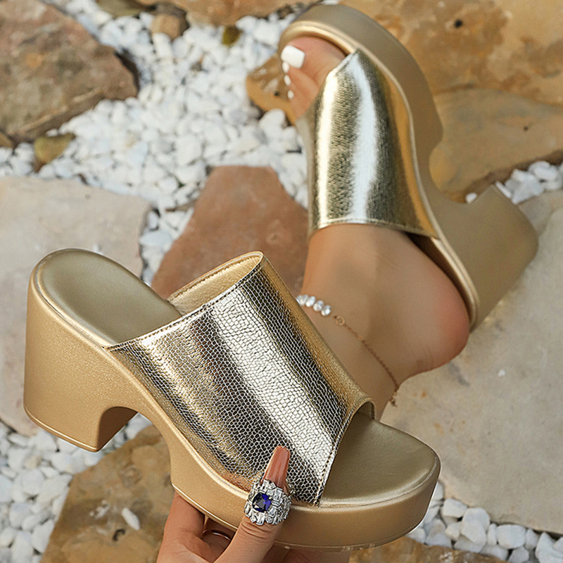 Metallic Heel Sandal - Sandálias Plataforma Chunky Douradas e Prateadas
