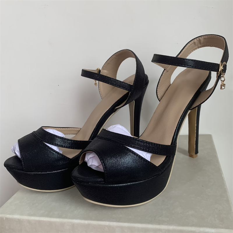 Moda feminina sandálias verão  - Metallic Heel Sandal avaliação e preço